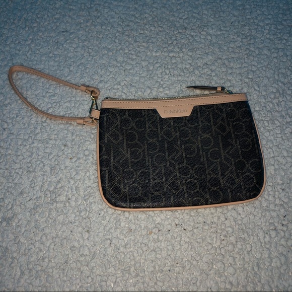 Calvin Klein Mini Clutch Bag - Picture 2 of 8